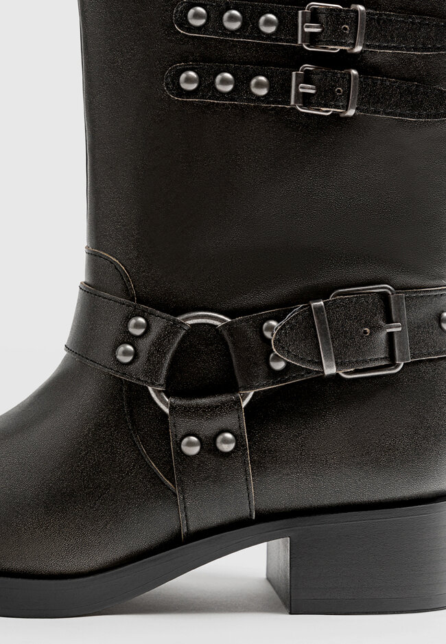 Distressed online ankle boots