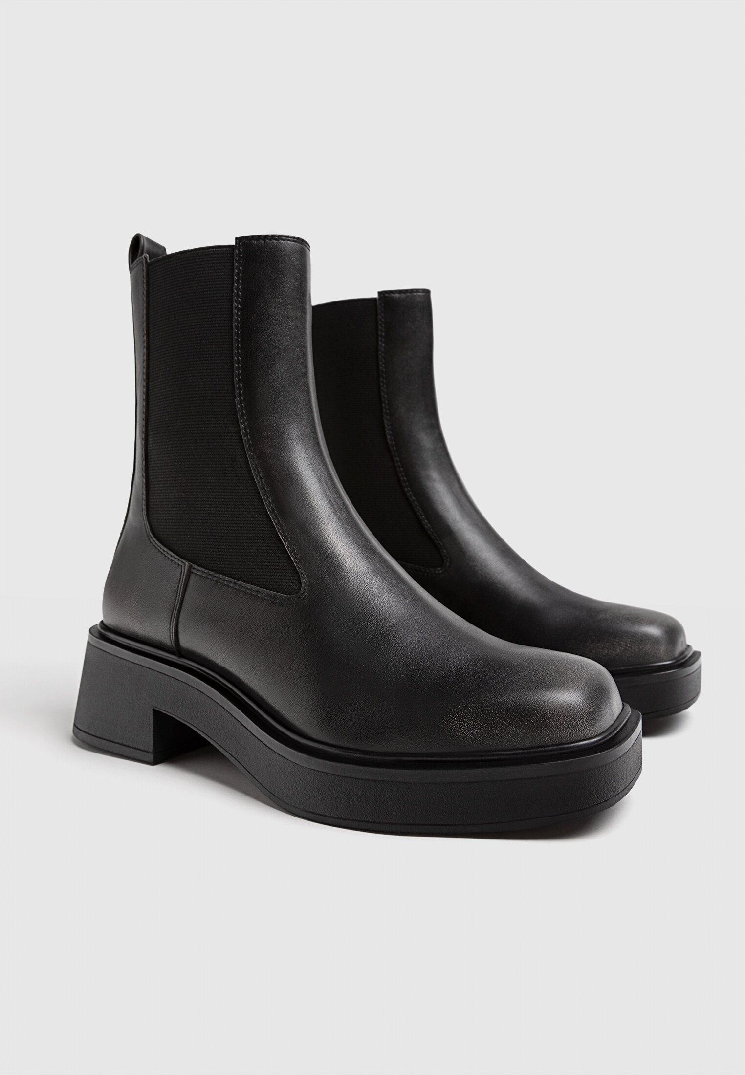 Flat chelsea ankle boots new arrivals