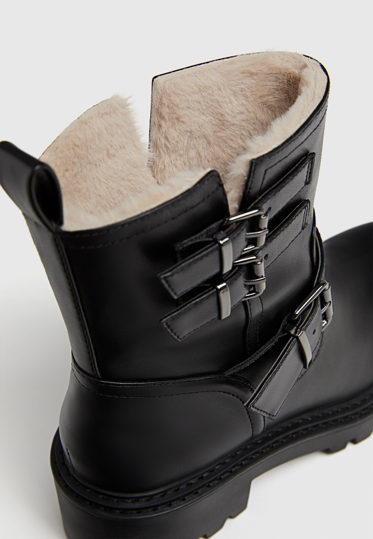 Biker boots stradivarius hot sale