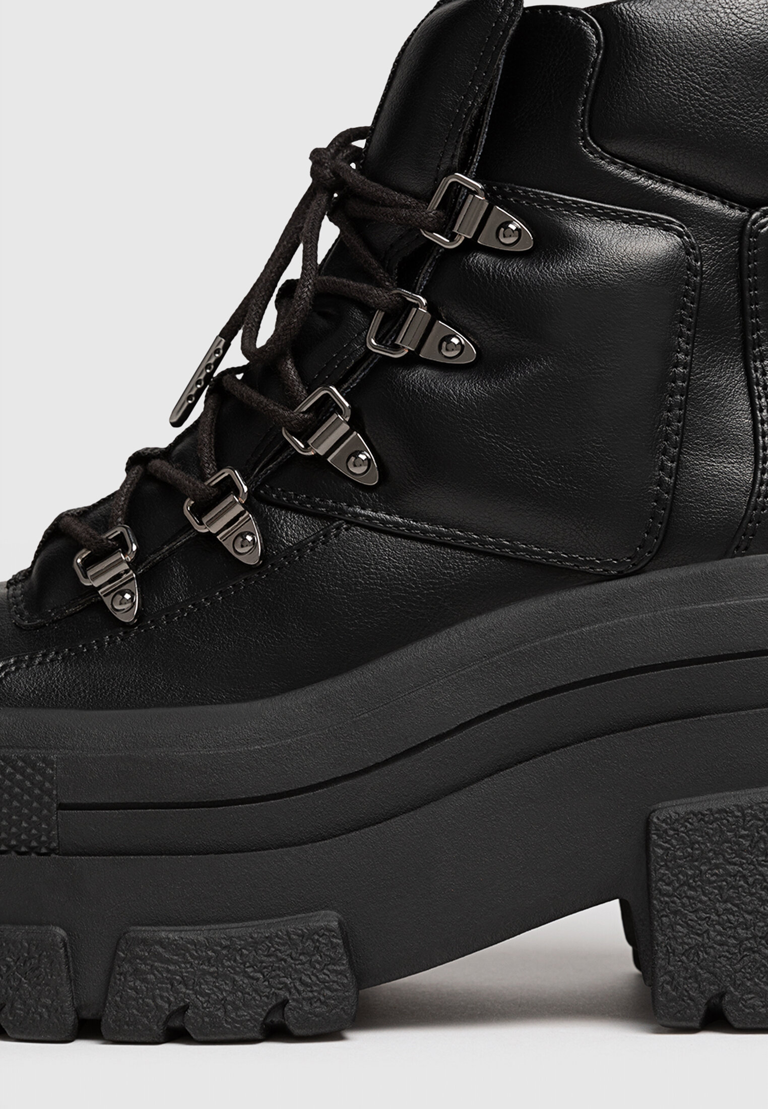 Lace up flatform mountain ankle boots Women s fashion