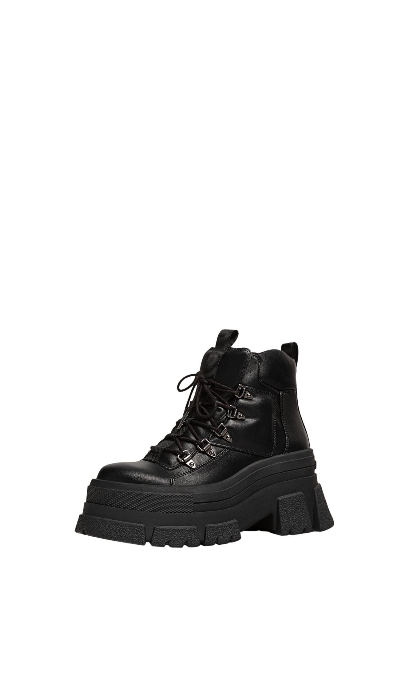 Botines flatform monta a acordonados