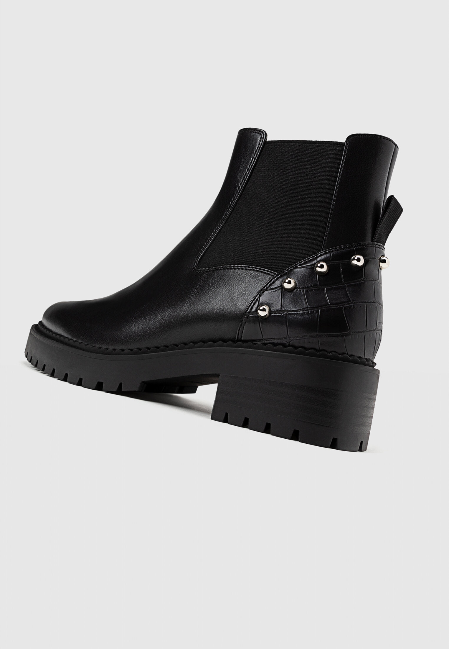 Botines perlas on sale stradivarius