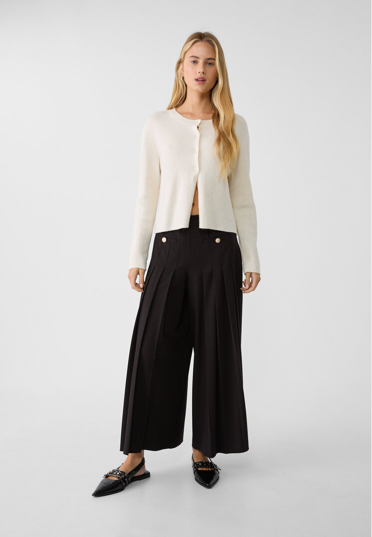 Stradivarius Pantaloni Fluizi Plisați Negru Xs