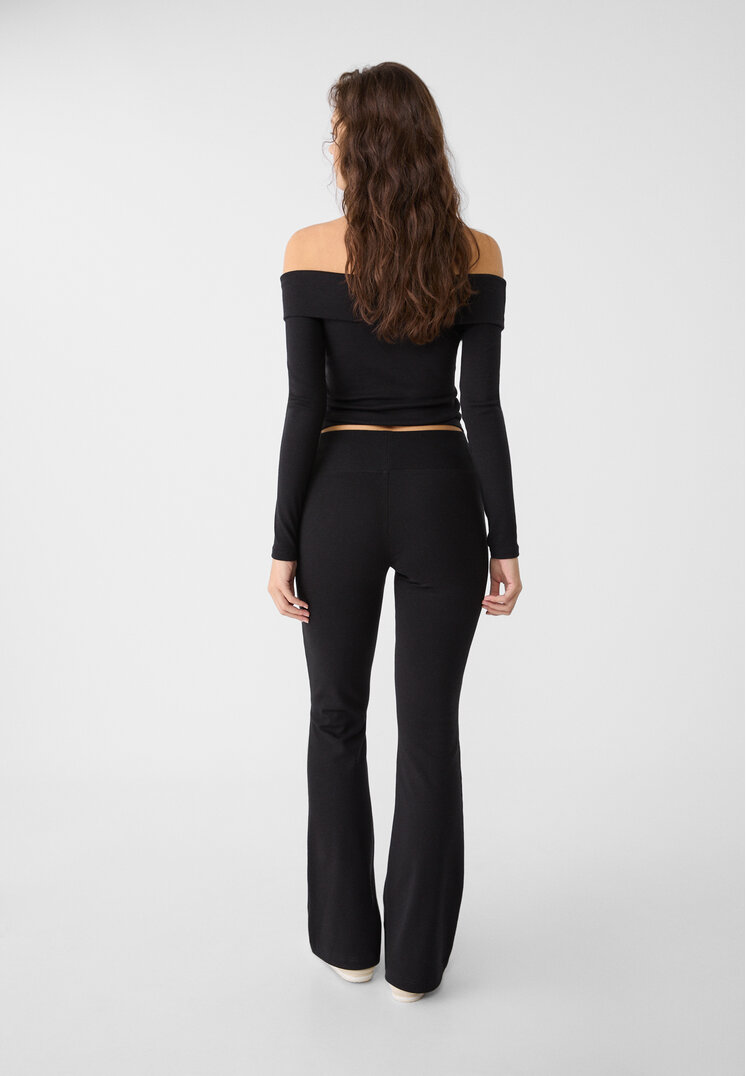 Stradivarius Pantaloni a campana vita canneté  Nero XL