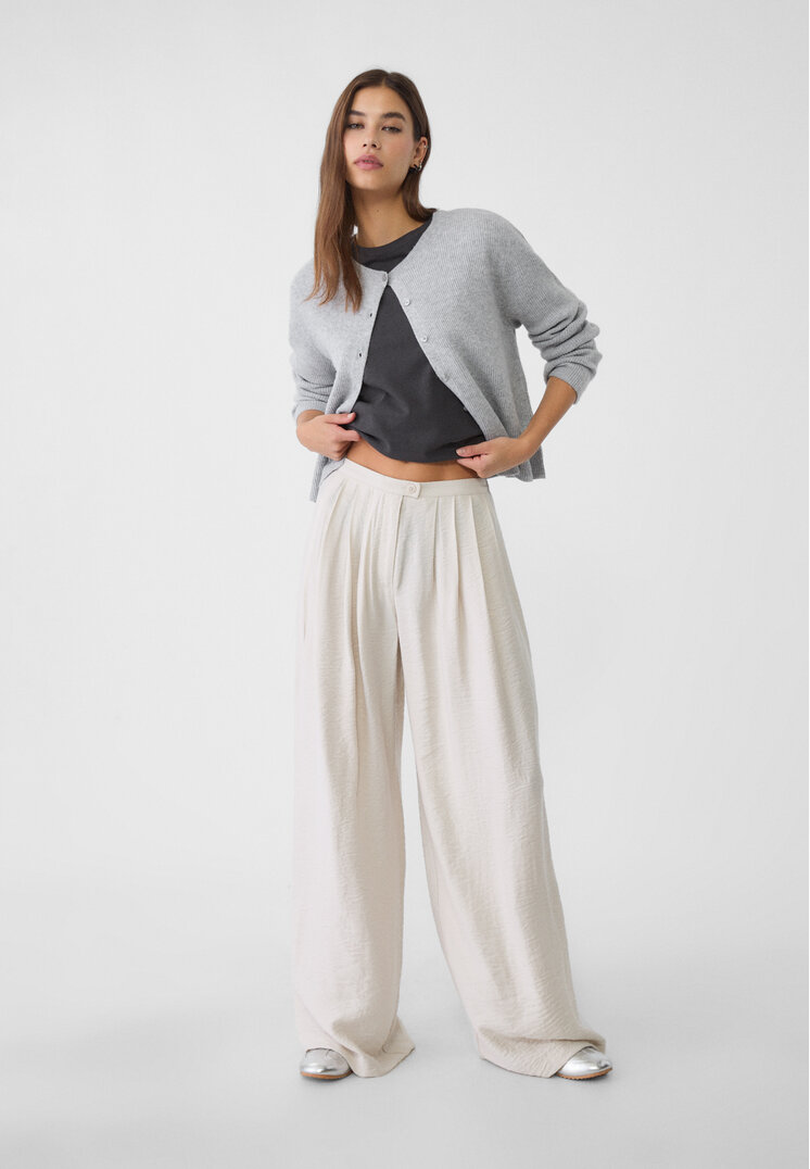 Stradivarius Pantaloni Palazzo Vaporoși Cu Textură Bej 36