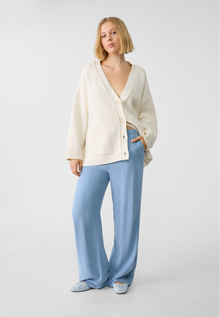 Stradivarius Pantaloni Lungi Vaporoși Cu In Albastru M