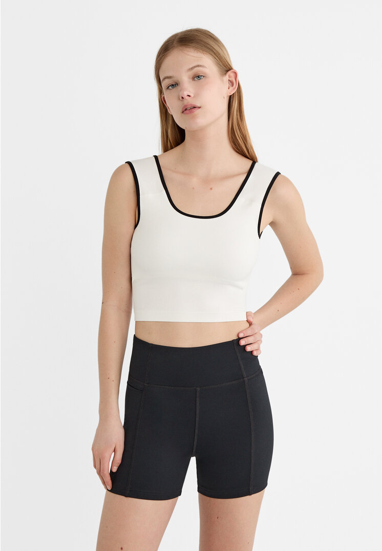 Stradivarius Hot Pants Sport Negru M