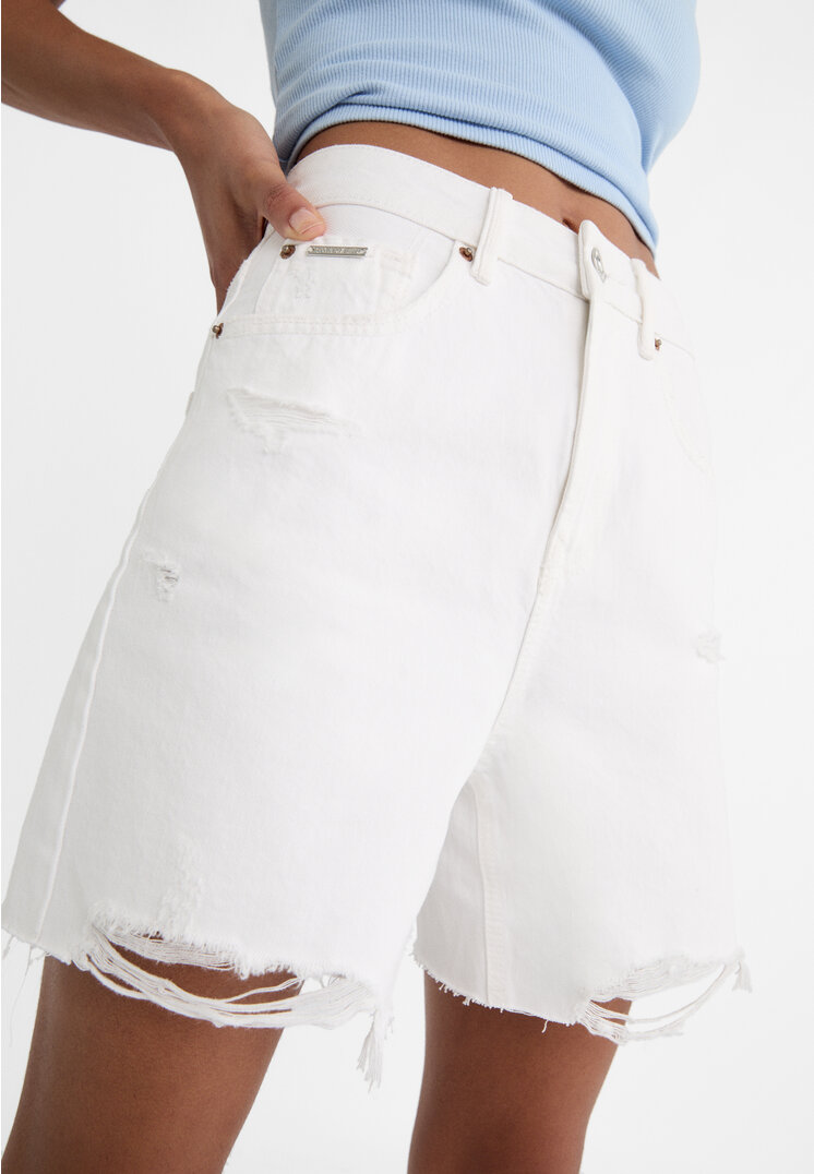 Stradivarius D93 Longline denim shorts  White 10