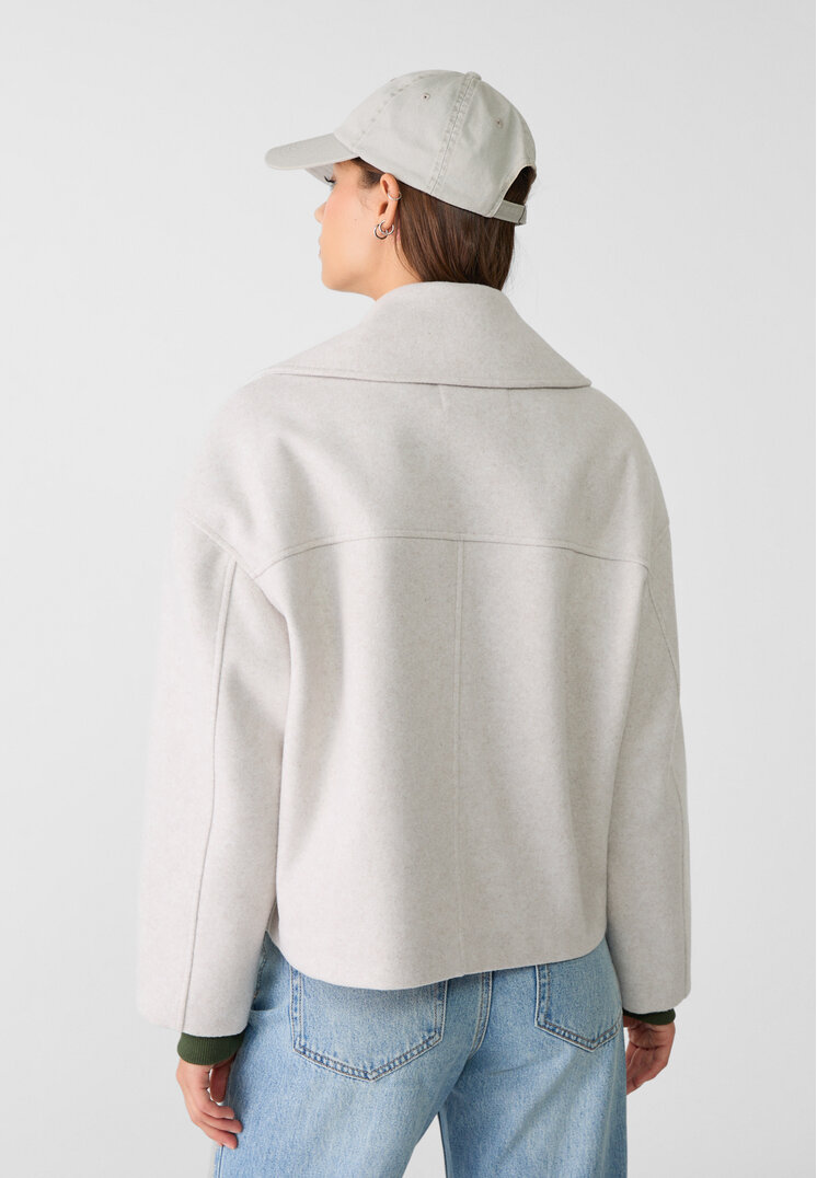 Stradivarius Short double-breasted coat  Ecru L