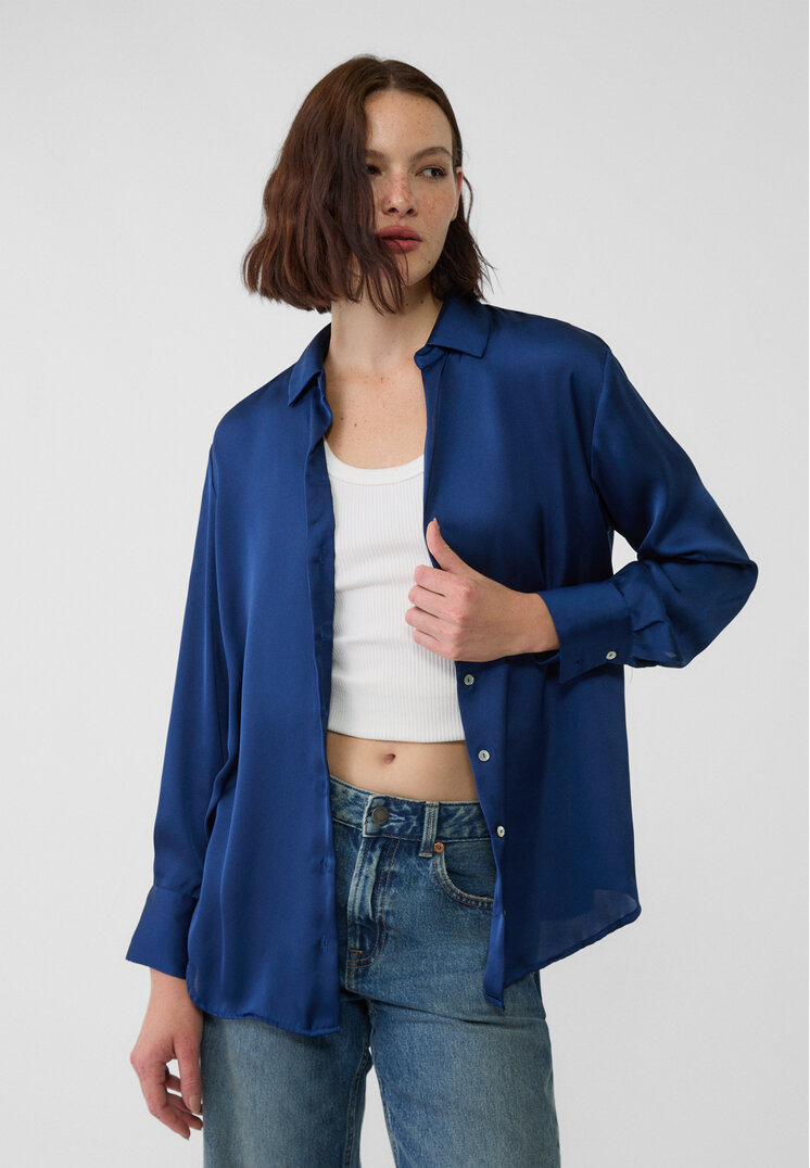 Stradivarius Satinbluse mit Reverskragen Marineblau XS