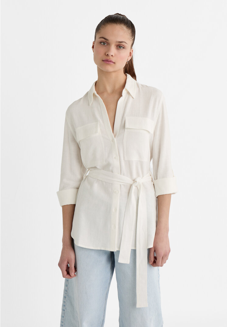 Stradivarius Overshirt Fluid Cu Curea Alb L