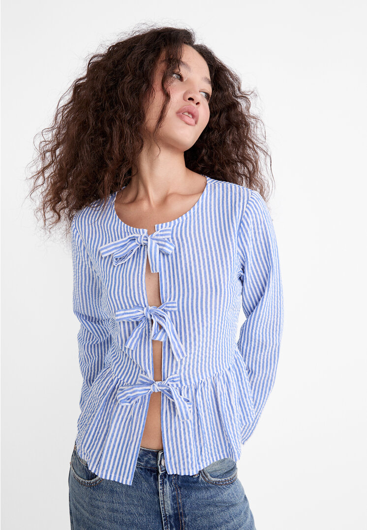 Stradivarius Bluse fließend Schleifen Himmelblau S