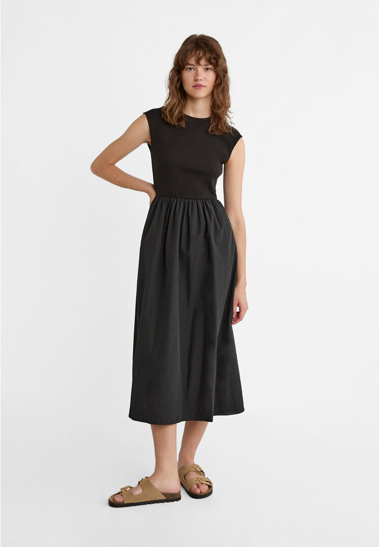 

Stradivarius Kleid kombiniert Mini-Ärmeln Schwarz XL
