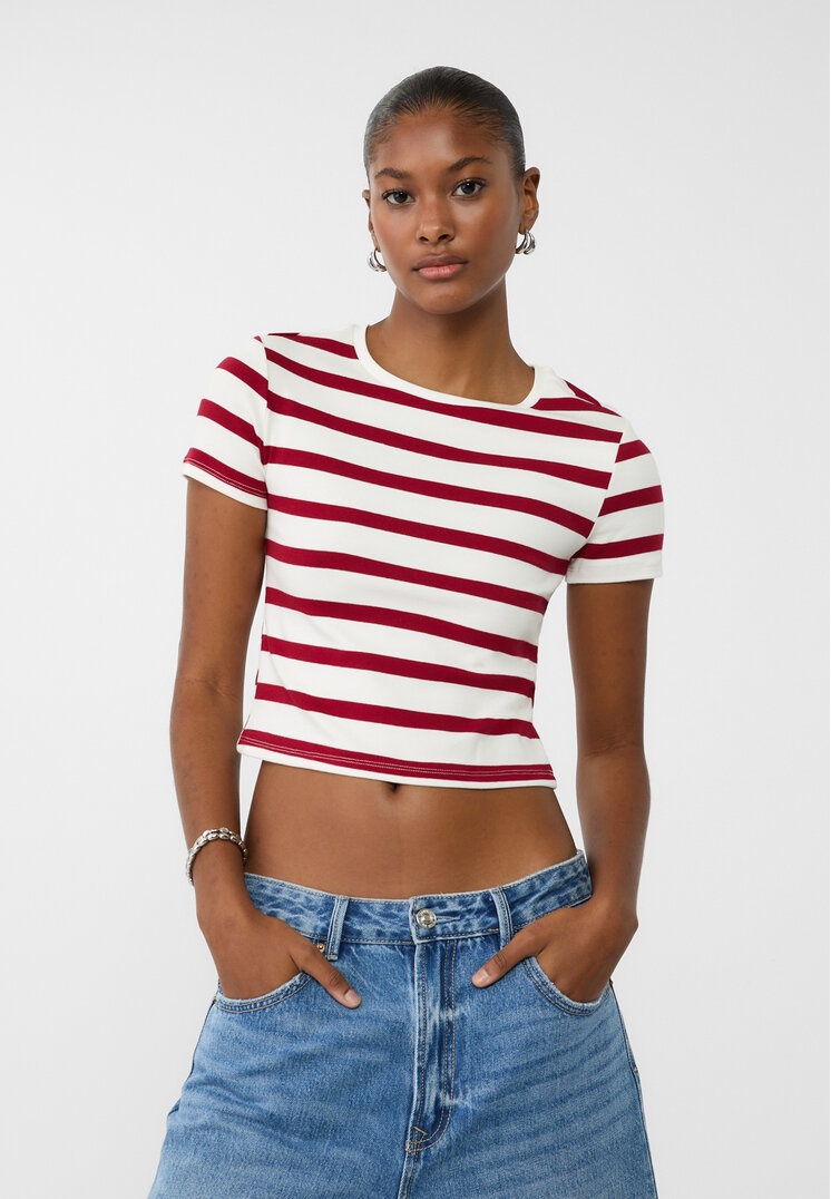 Stradivarius Tricou Cropped Cu Dungi Grena M