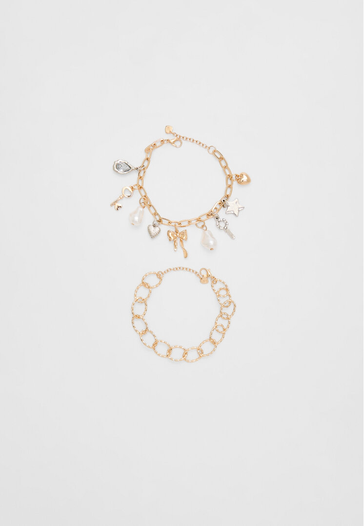 

Stradivarius 2er-Set Armbänder Multi-Charm Goldfarben OS