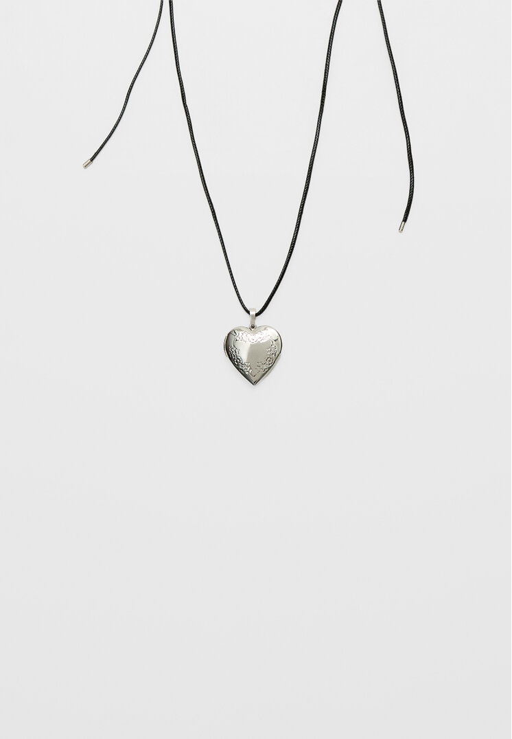 

Stradivarius Halskette mit Herz und Locket Grau OS