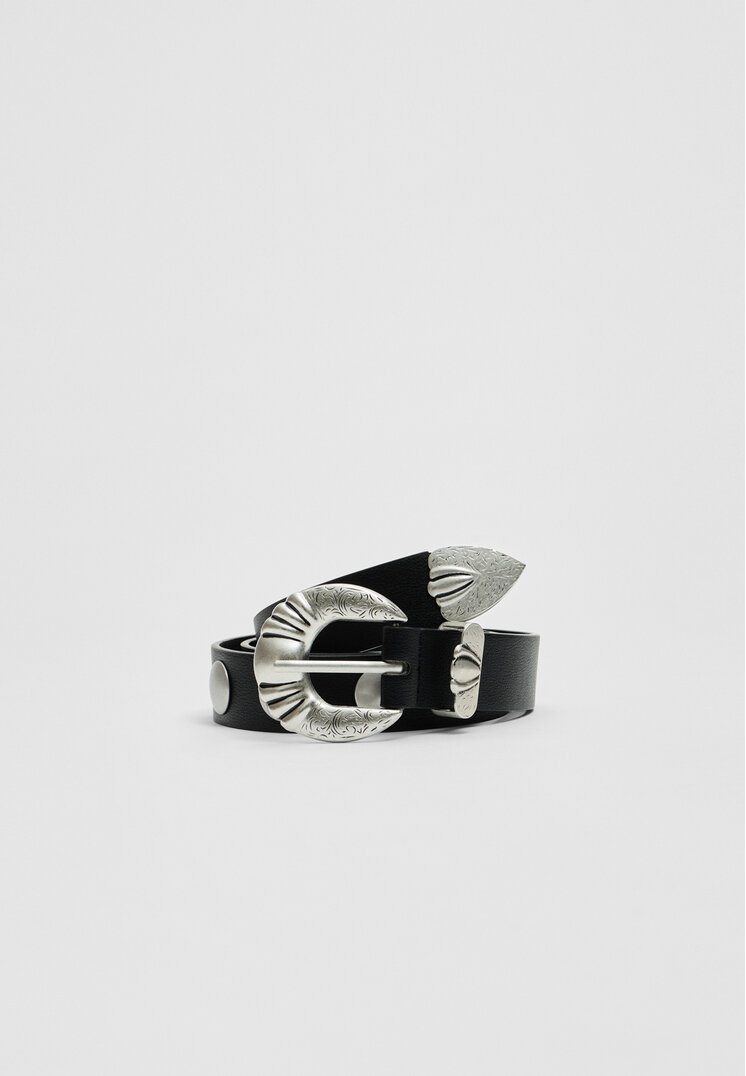 

Stradivarius Nietengürtel Schwarz 90