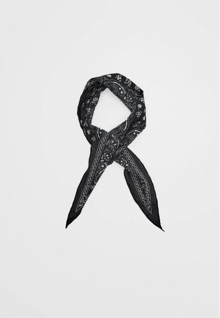 Stradivarius Bandana Imprimată Negru Os
