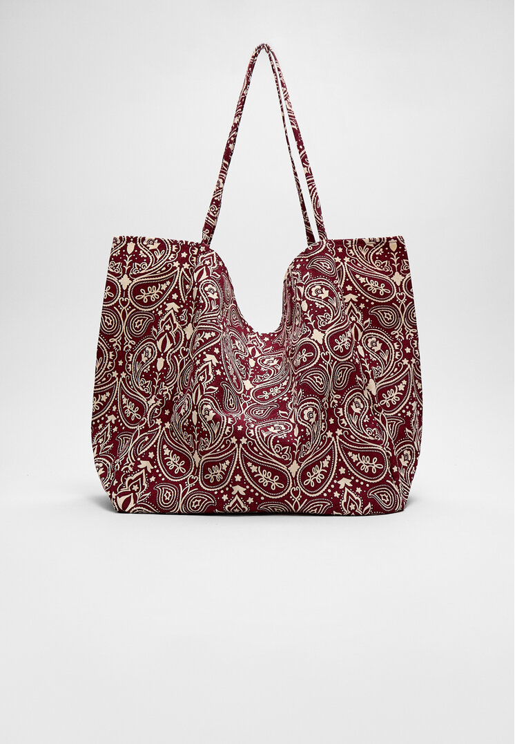 

Stradivarius Wzorzysta torba shopper Wiśniowy OS