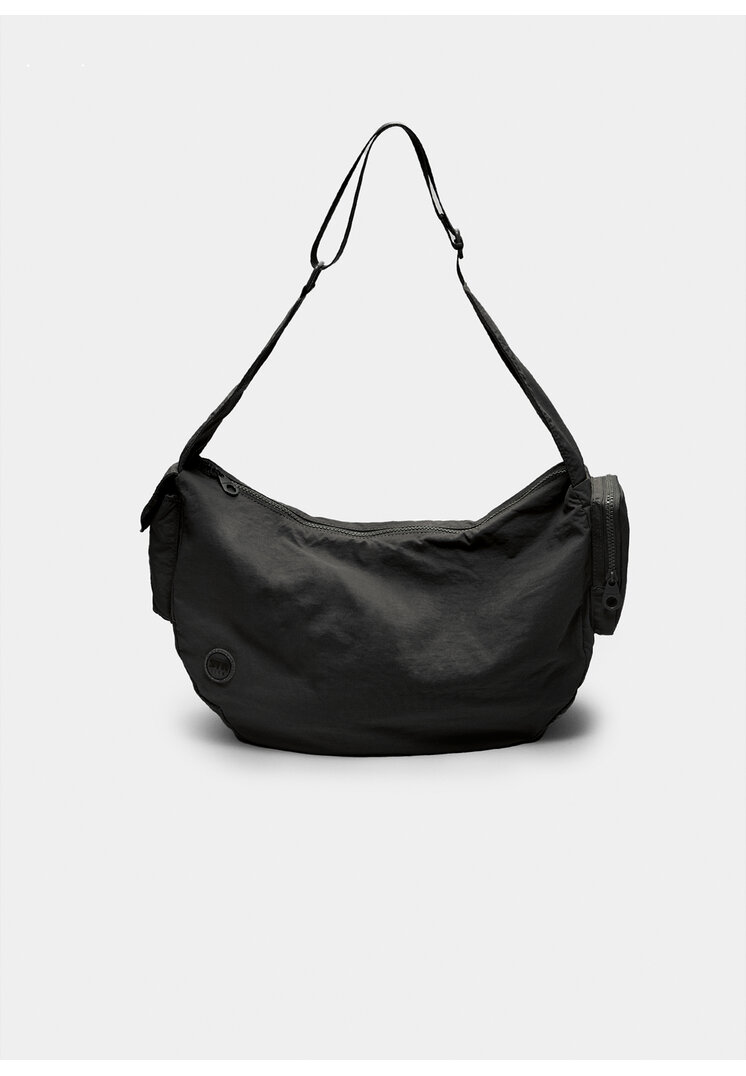 

Stradivarius Umhängetasche aus Stoff Schwarz OS