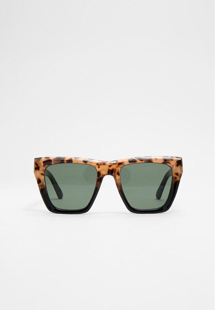 

Stradivarius Sonnenbrille aus kombiniertem Kunststoff Braun OS