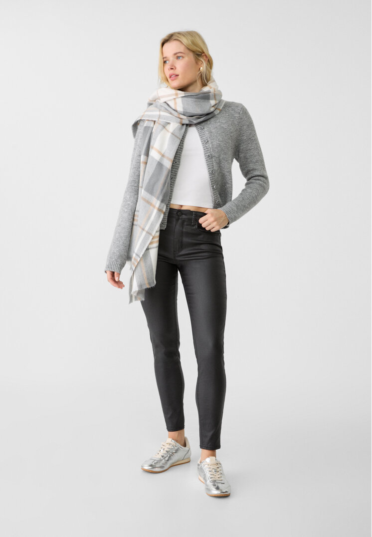 Stradivarius Pantaloni Cerați Low Waist Negru 34
