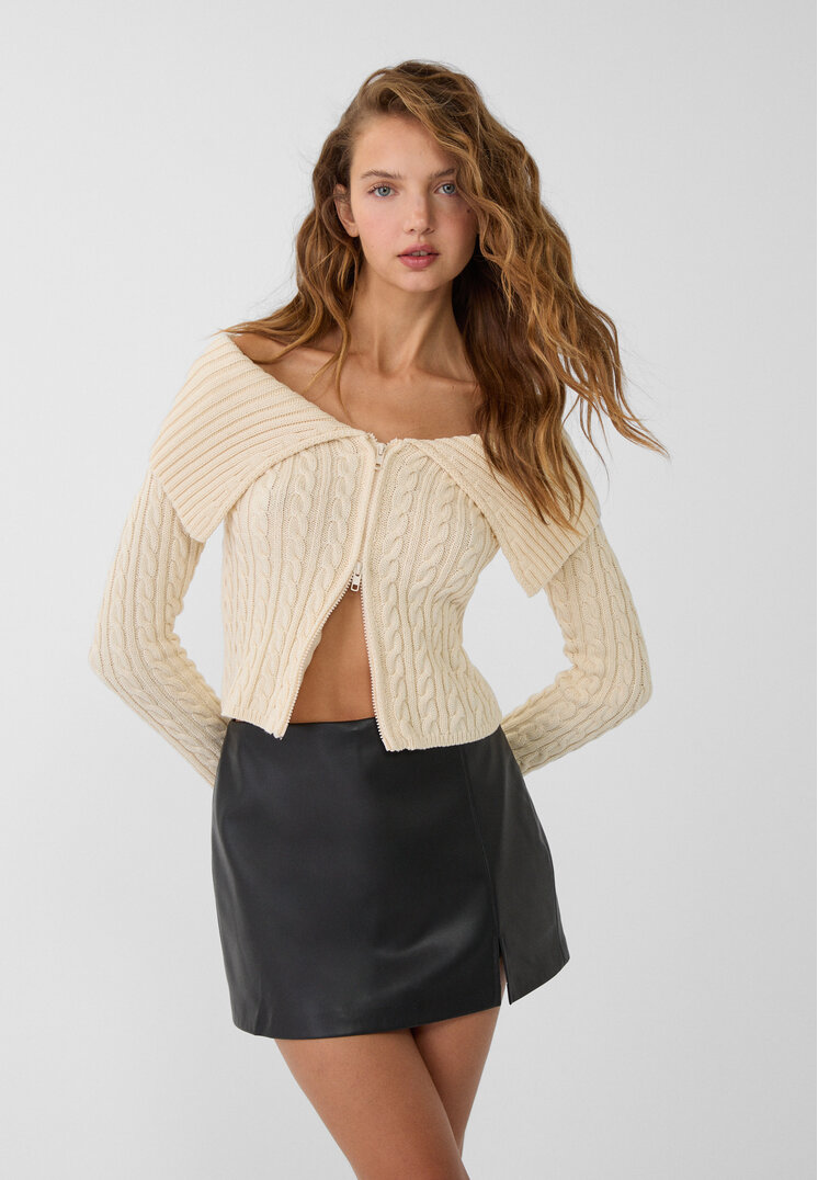 Stradivarius Fustă-Pantalon Cu Deschidere Laterală Din Imitație De Piele Negru M