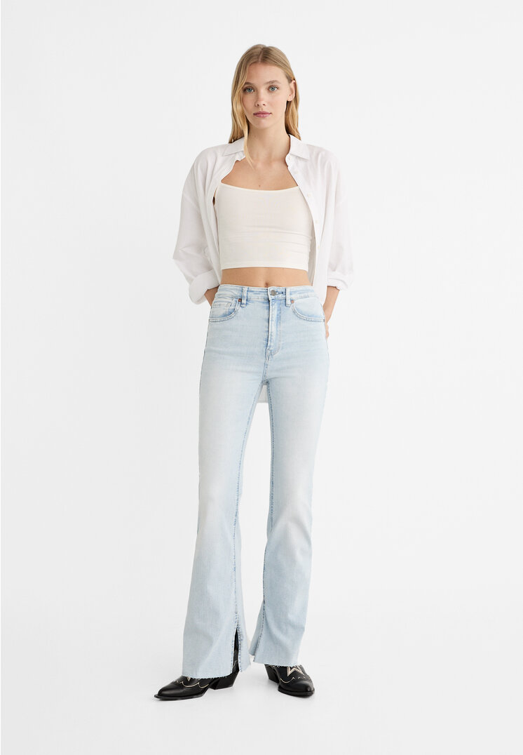 

Stradivarius Jeans-Schlaghose im Slim-Fit Jeansblau 42