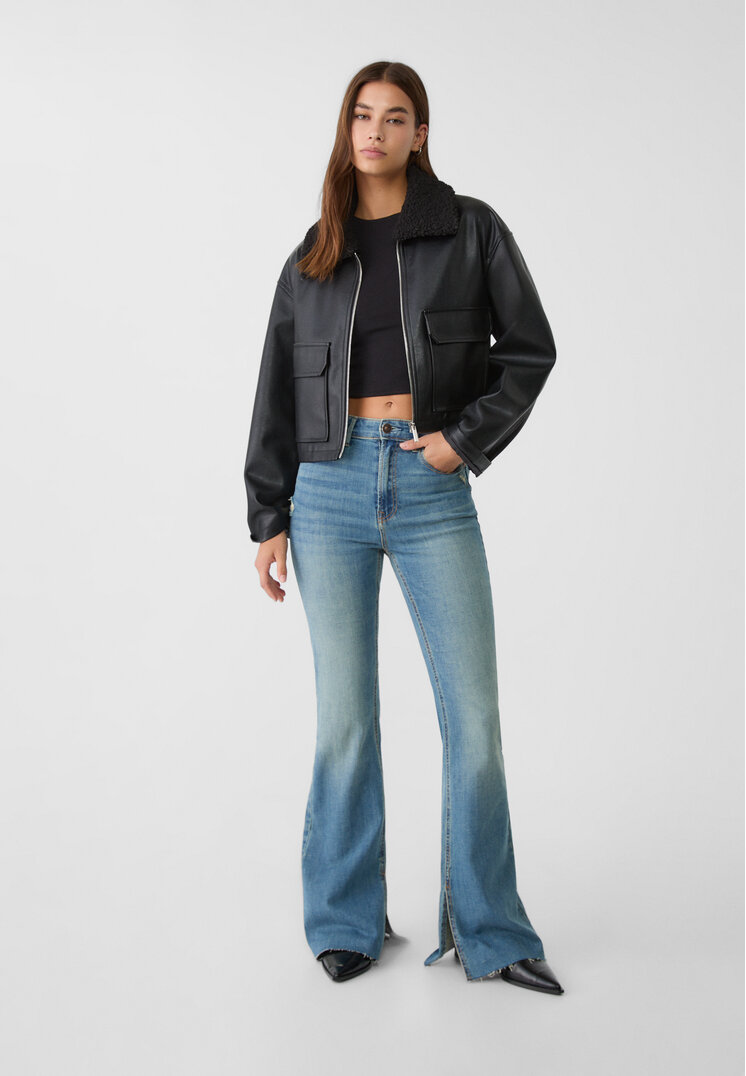 Stradivarius Blugi Evazați Slit Denim Vopsit 32