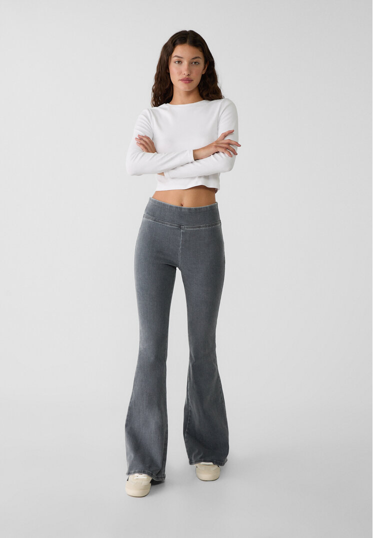 Stradivarius D76 Pantaloni Denim Leggings Evazați Denim Negru M