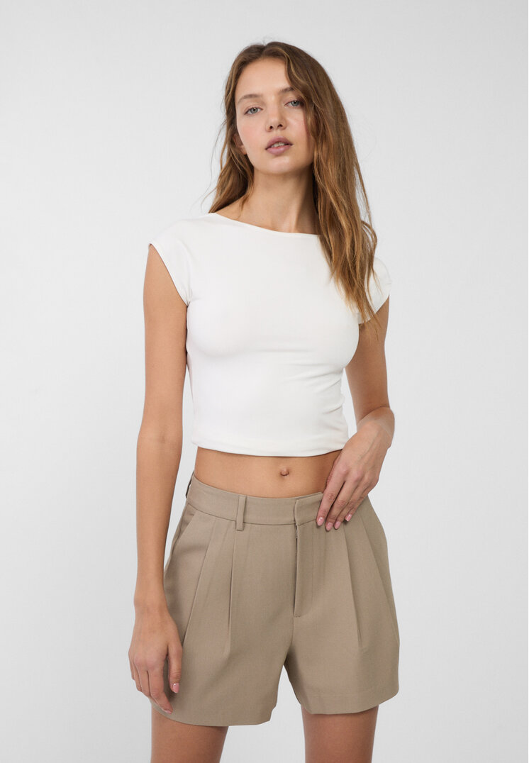 Stradivarius Pantaloni Scurți Eleganți Cu Pense Maro 34