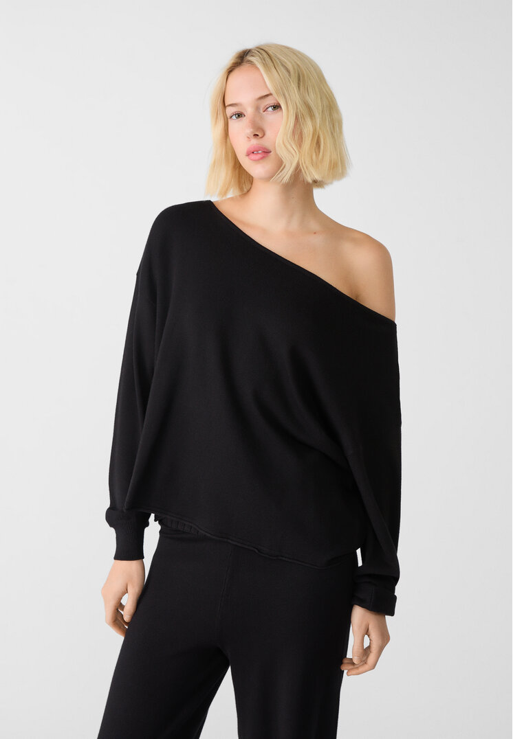 Stradivarius Pulover Din Tricot Cu Guler Bărcuță Și Eșarfă Negru M