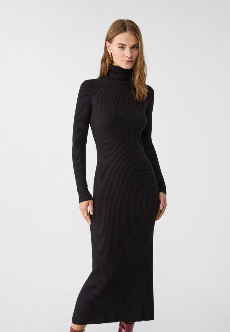 Stradivarius Rochie Lungă Din Tricot Cu Guler Înalt Negru S