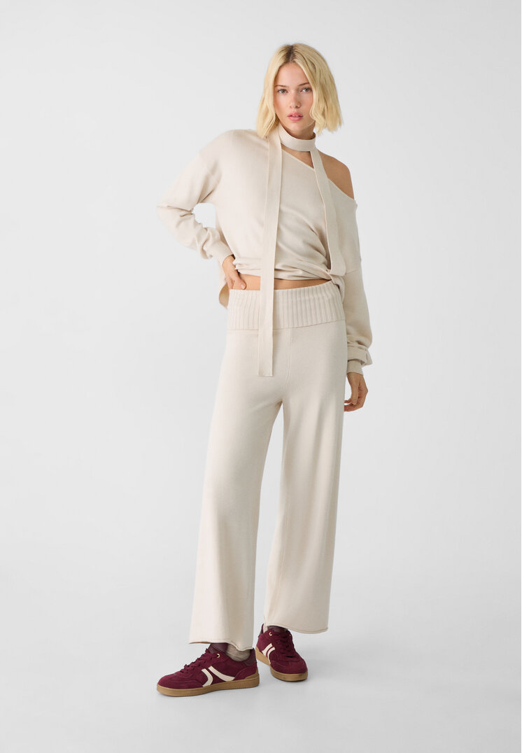 Stradivarius Pantaloni Culottes Din Tricot Cu Betelie Întoarsă Piatră Xs