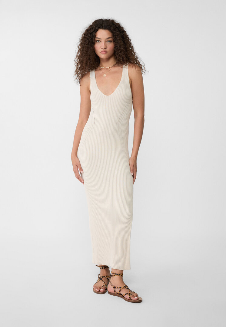 Stradivarius Rochie Lungă Din Tricot Cu Decolteu În V Piatră Xs