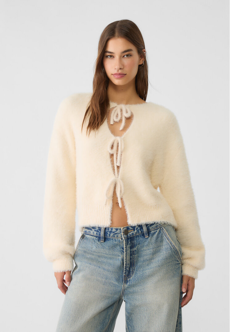 Stradivarius Jachetă Din Tricot Moale La Atingere Cu Funde Vanilie S