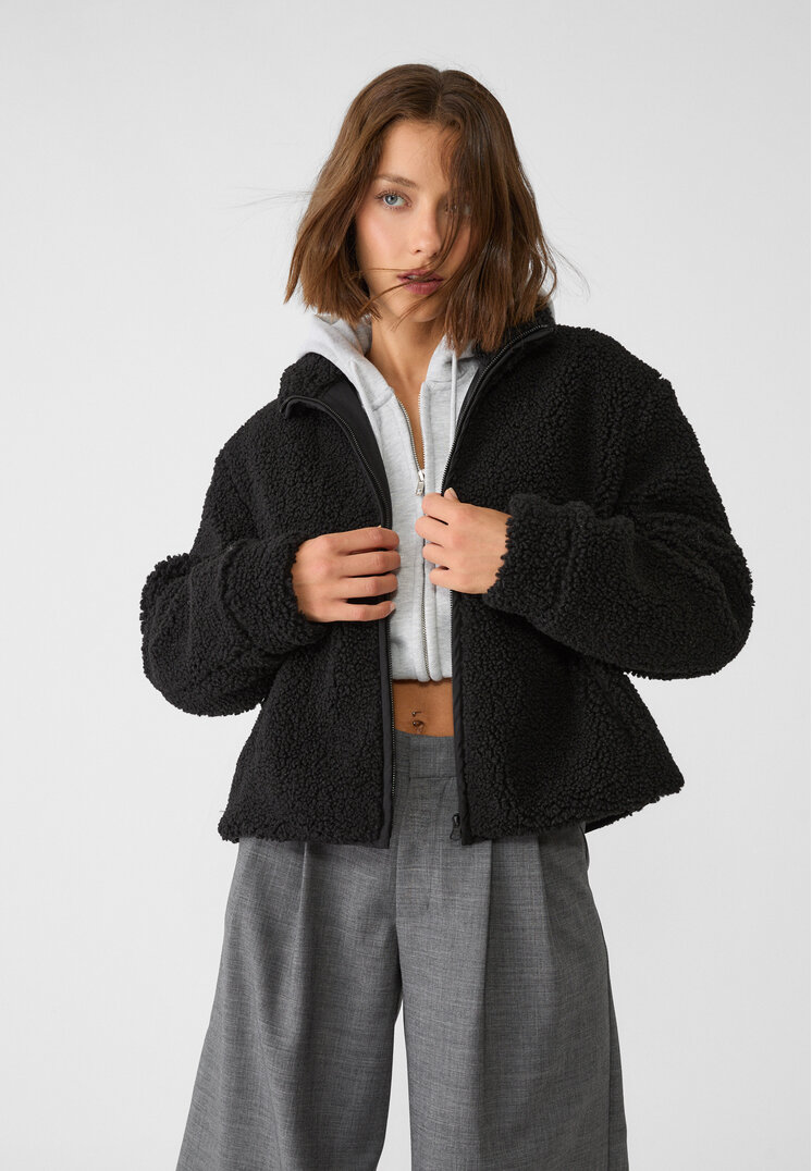 Stradivarius Geacă Blană De Miel Sintetică Și Fermoar Negru M