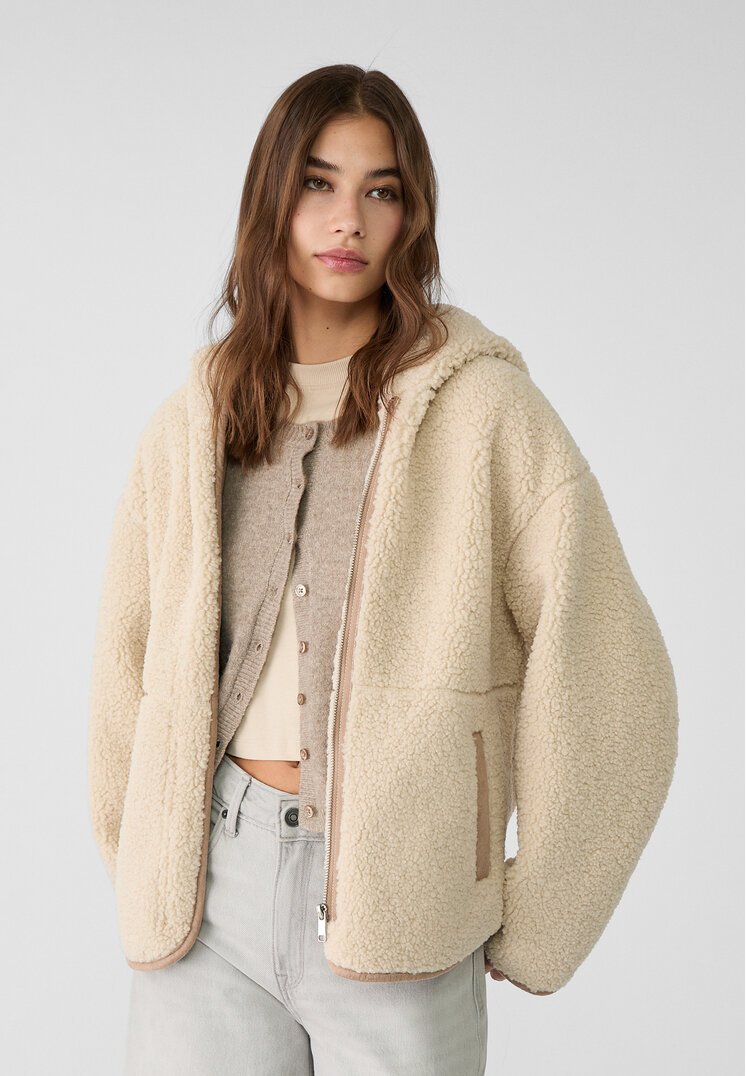 Stradivarius Geacă Cu Blană De Miel Sintetică Și Glugă Ecru M