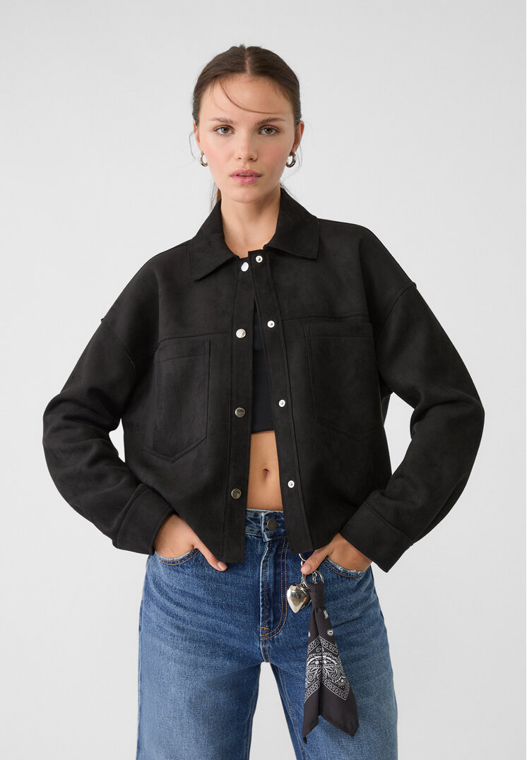 Stradivarius Overshirt Scurt Din Imitație De Piele De Căprioară Negru S