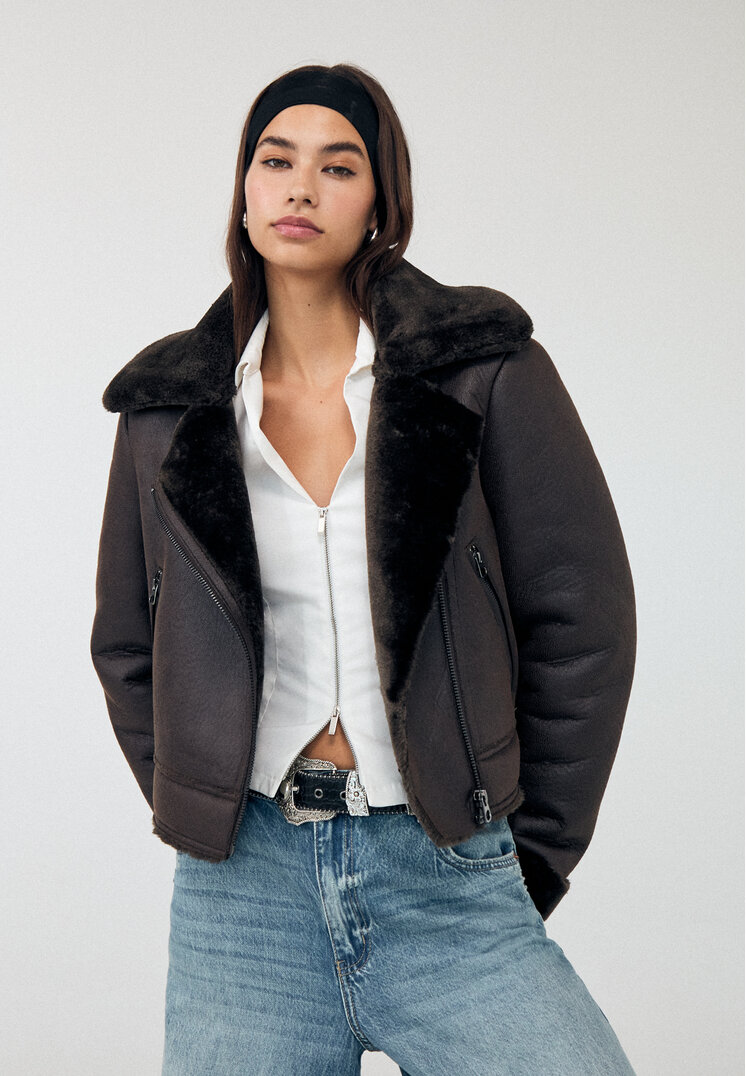 Stradivarius Geacă Biker Cu Două Fețe Din Imitație De Blană Maro S