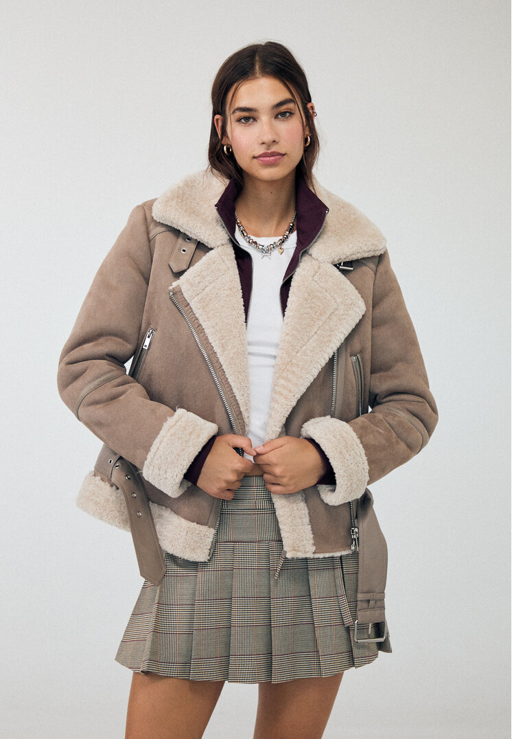 

Stradivarius Doubleface-Bikerjacke aus Wildlederimitat Braun S
