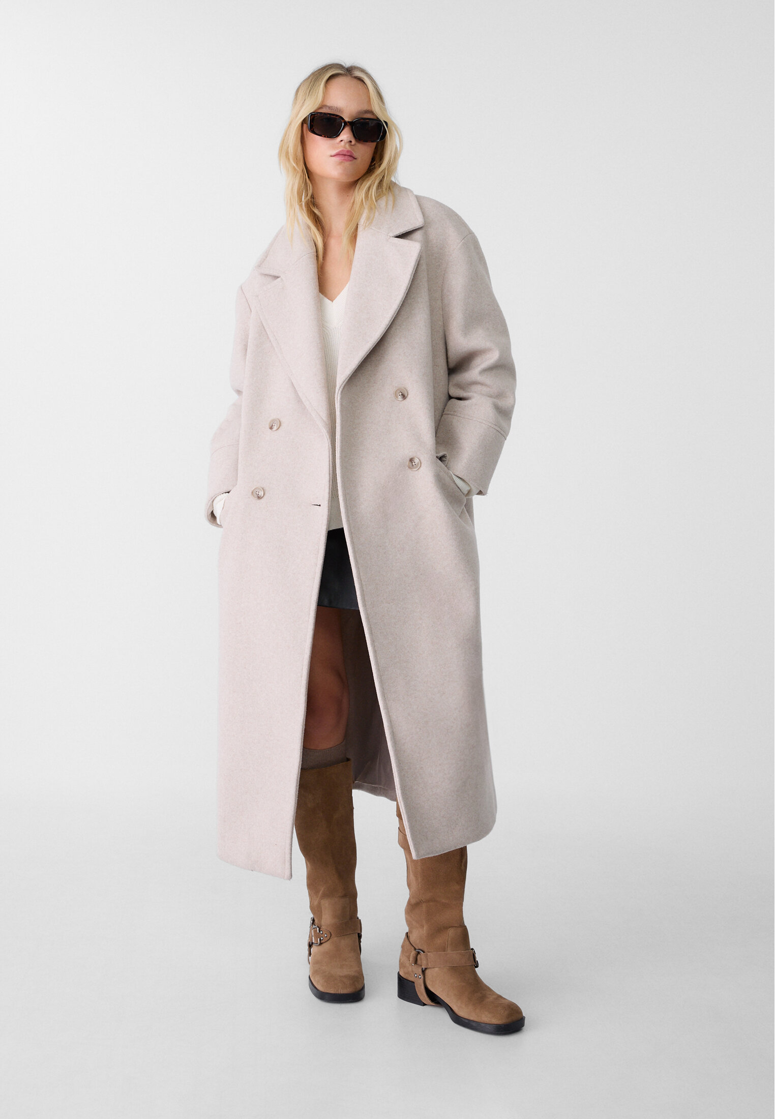 Oversize-Mantel mit weicher Haptik - Mode für Damen | Stradivarius 