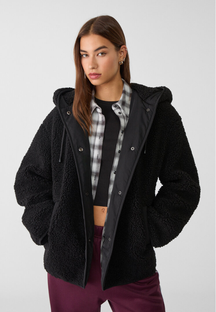 Stradivarius Palton Cu Blană De Miel Sintetică Și Glugă Negru S