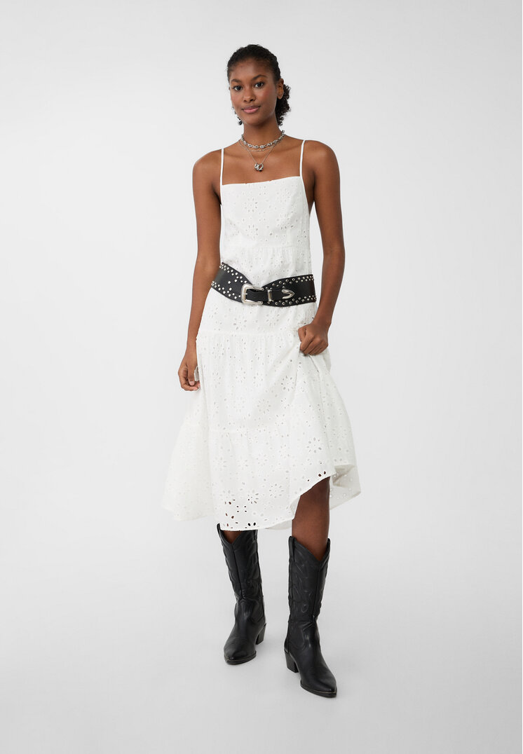 Stradivarius Rochie Midi Vaporoasă Cu Broderii Alb Xs