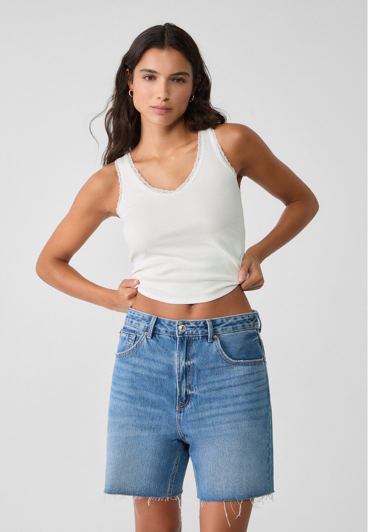 Stradivarius Tricou Cu Decolteu În V Și Dantelă Ecru L