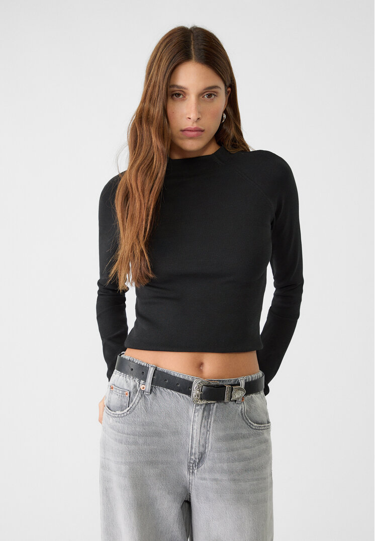 Stradivarius Tricou Reiat Cu Guler Mic Și Mânecă Lungă Negru S