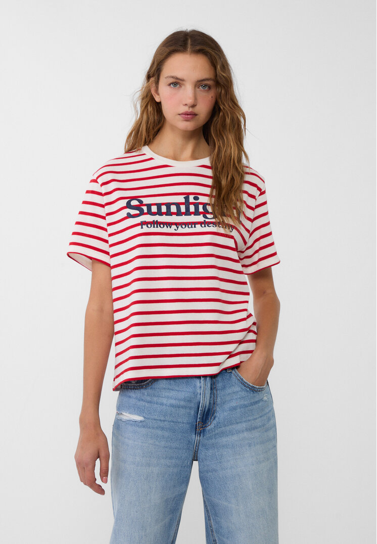 Stradivarius Tricou În Dungi Cu Text Roșu M