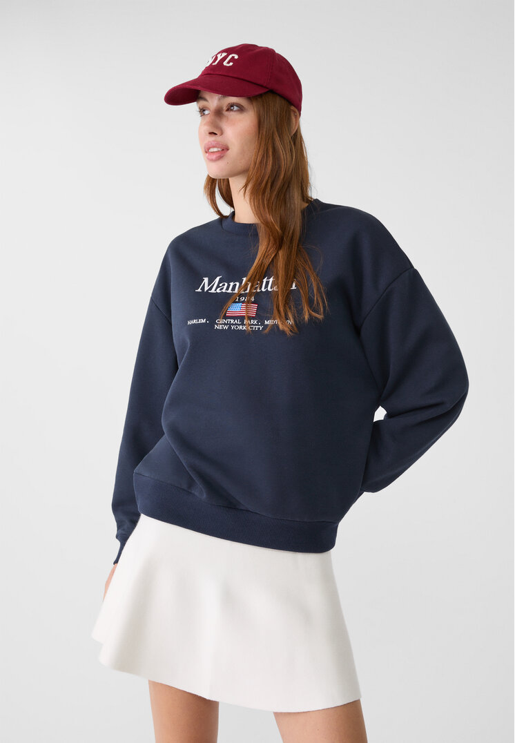 Stradivarius Bluză Sport Regular Fit Cu Broderie Albastru Închis Xs