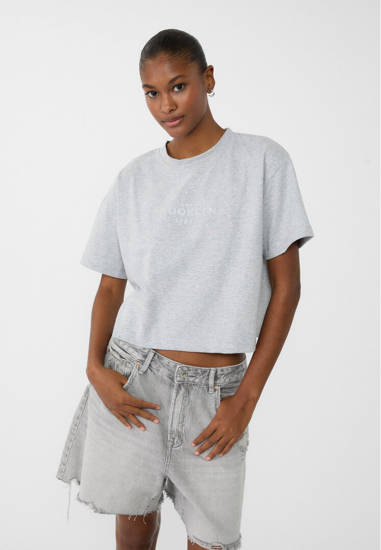 Stradivarius Tricou Cropped Cu Text Gris Amestec S