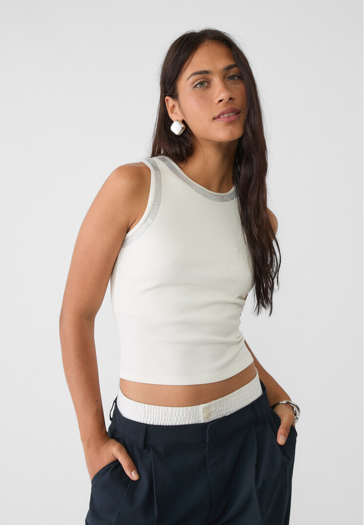 Stradivarius Tricou Cu Spate Decupat Și Detalii Strălucitoare Ecru M